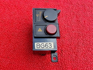 Schalter Warnblinker Licht Instrument Mazda 323 BF BW bis 400000